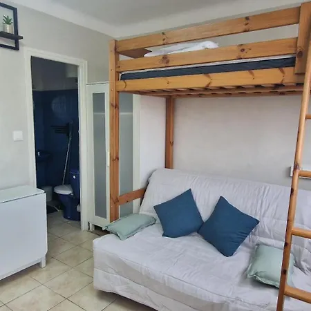 Renove A 70m De La Port-la-Nouvelle